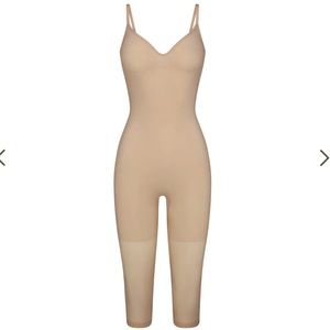 Skims in Color Clay XXS